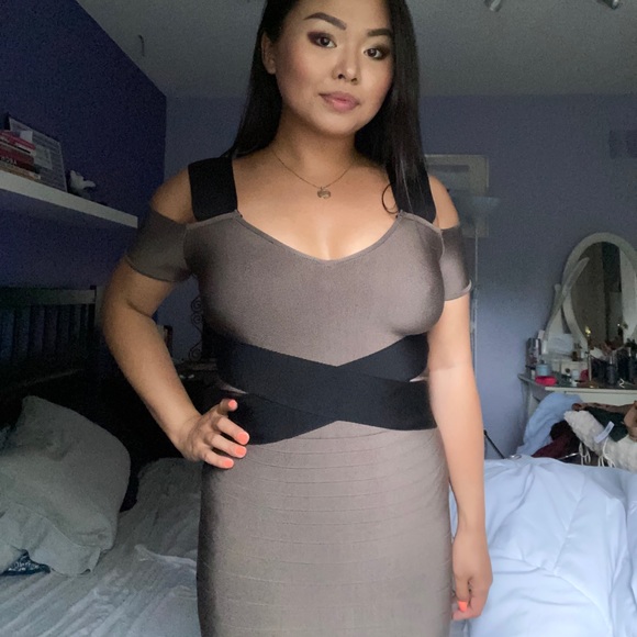 Marciano Dresses & Skirts - Marciano Contouring Bandage Dress Size M